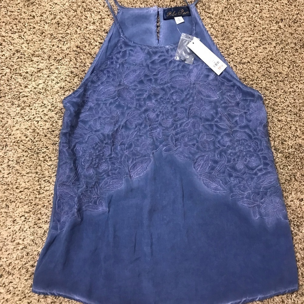 Nwt Floral Embroidered Tank